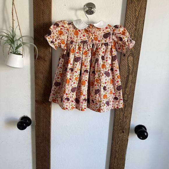 Boutique Hand Smocked Fall Leaves & Animals Handmade Baby Girl Dress 12-18 M - Picture 6 of 11